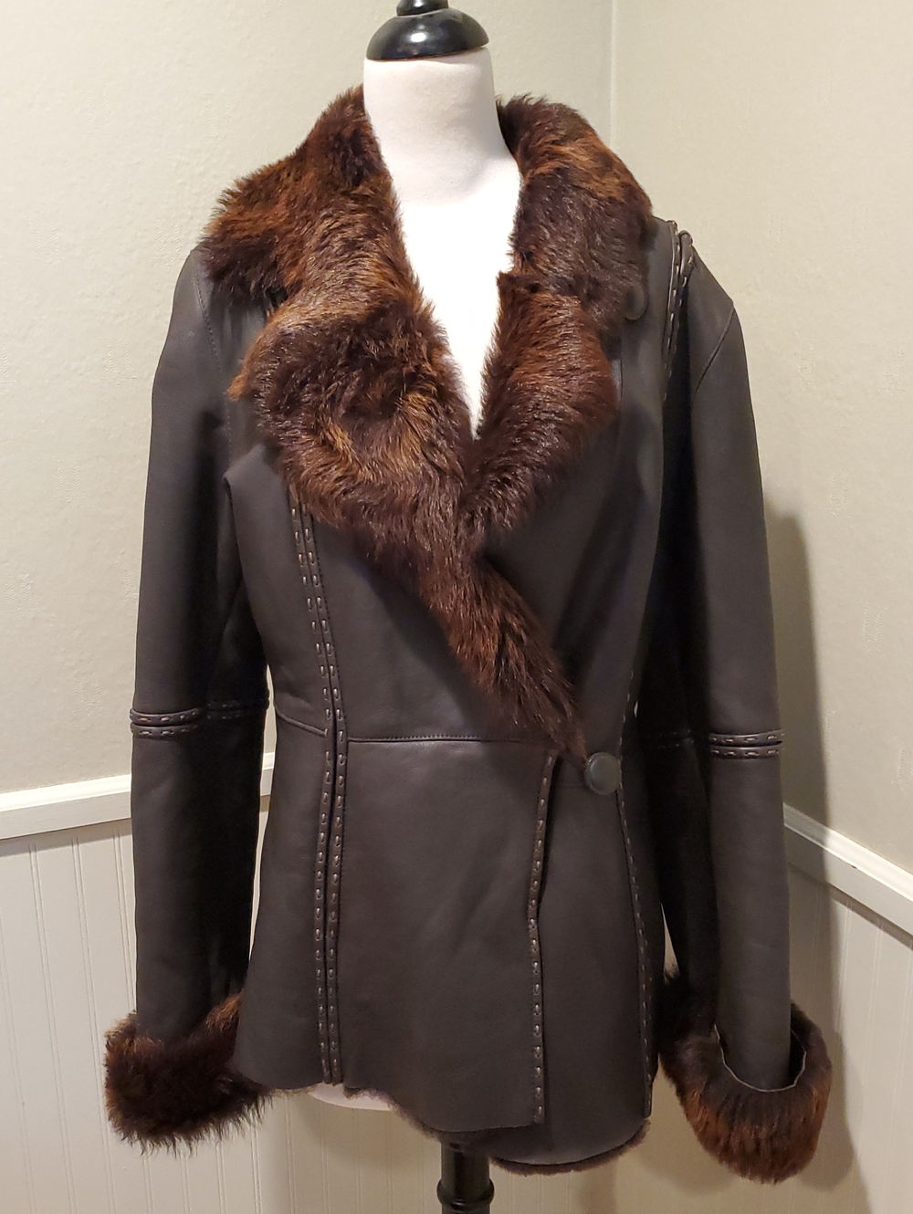 Rizal Shearling Leather Coat